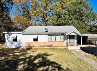 1009 Hospital Rd, Waynesville, MO 65583