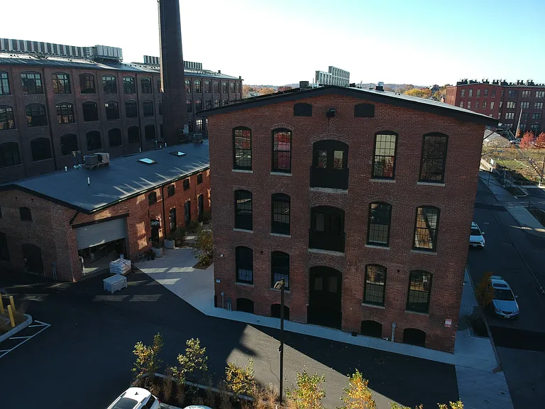 36 Cromwell St #306 — Photo 7