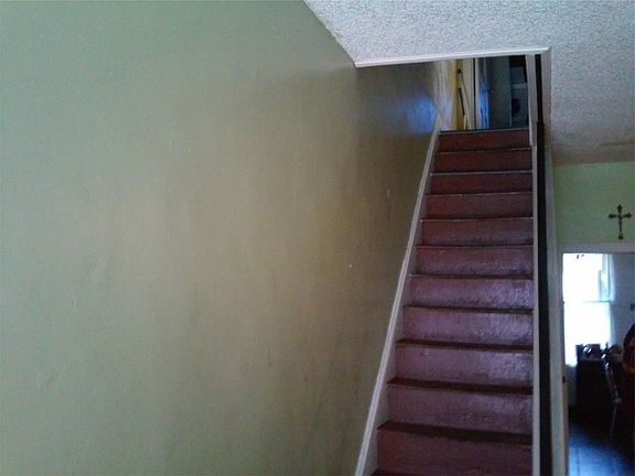 4th image of 2657 N Napa St