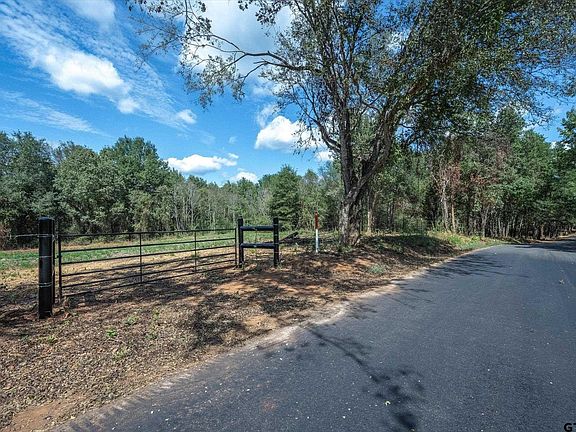 4th image of TRACT 3 County Road 484