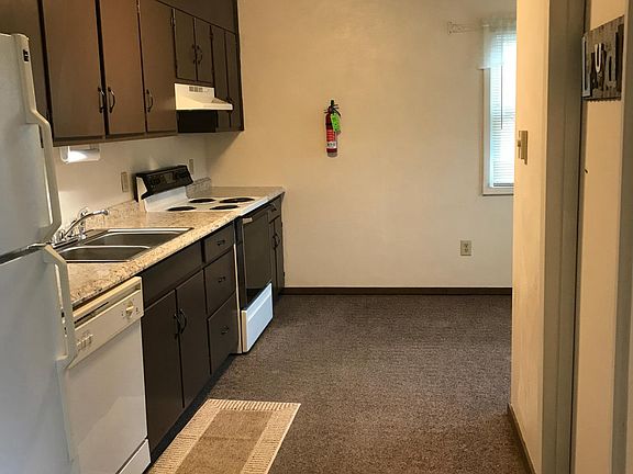 Kitchen with breakfast nook