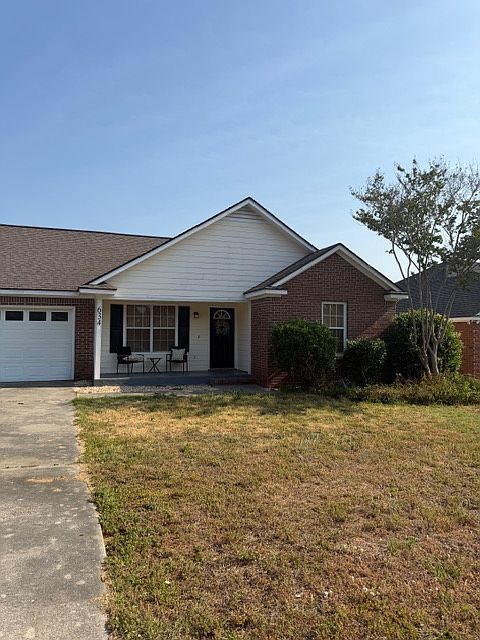 1st image of 634 Justin Dr
