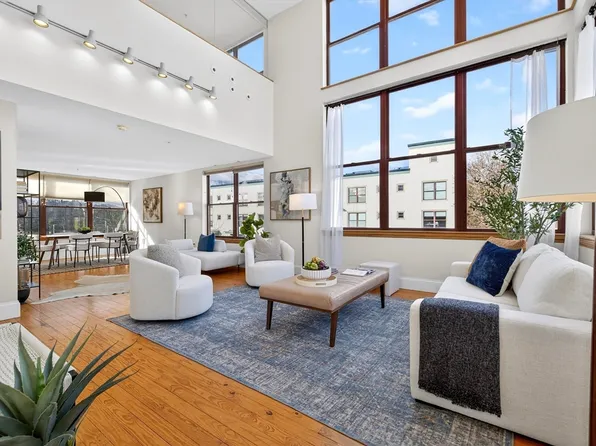 62-76 Cornwall St #74, Jamaica Plain, MA 02130