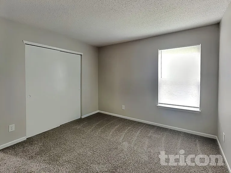 2729 Redland Ln — Photo 11