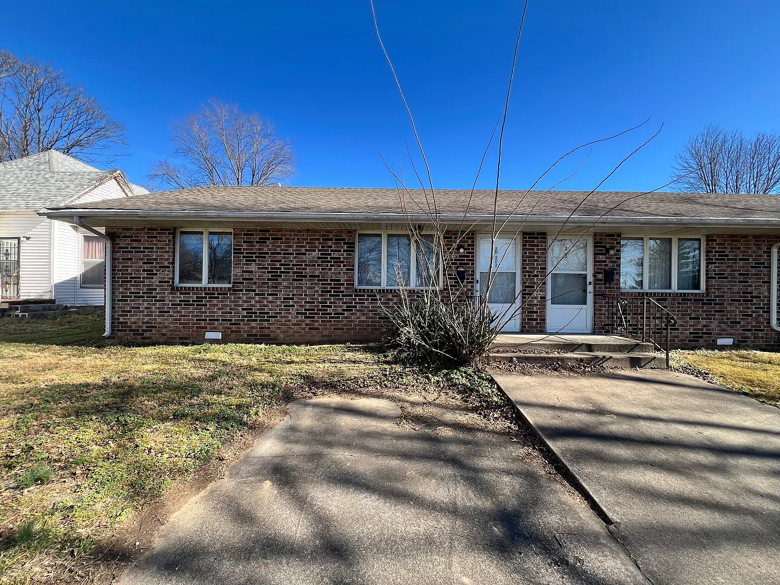 2 bed, 900 sqft, $795 — Photo 1