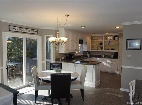 5th image of 3009 9th Street Ln NE
