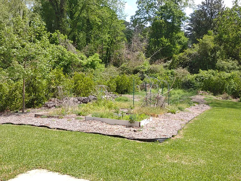 2510 Miriam Ln — Photo 40