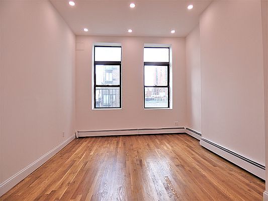 1st image of 1742 1st Ave APT 6A