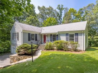 21 Pocconock Trl, Ridgefield, CT 06877