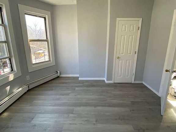 4th image of 67 Van Cortlandt Park Ave APT 3L