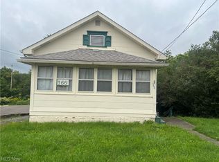 166 Lowellville Rd, Struthers, OH 44471