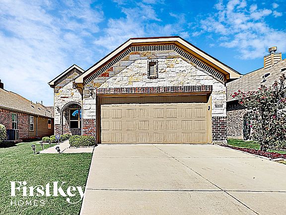 2nd image of 16025 Crosslake Ct
