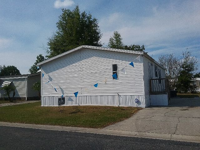 1st image of 2031 Wake Forest Dr
