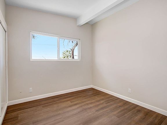 5th image of 13071 Deodar Ave