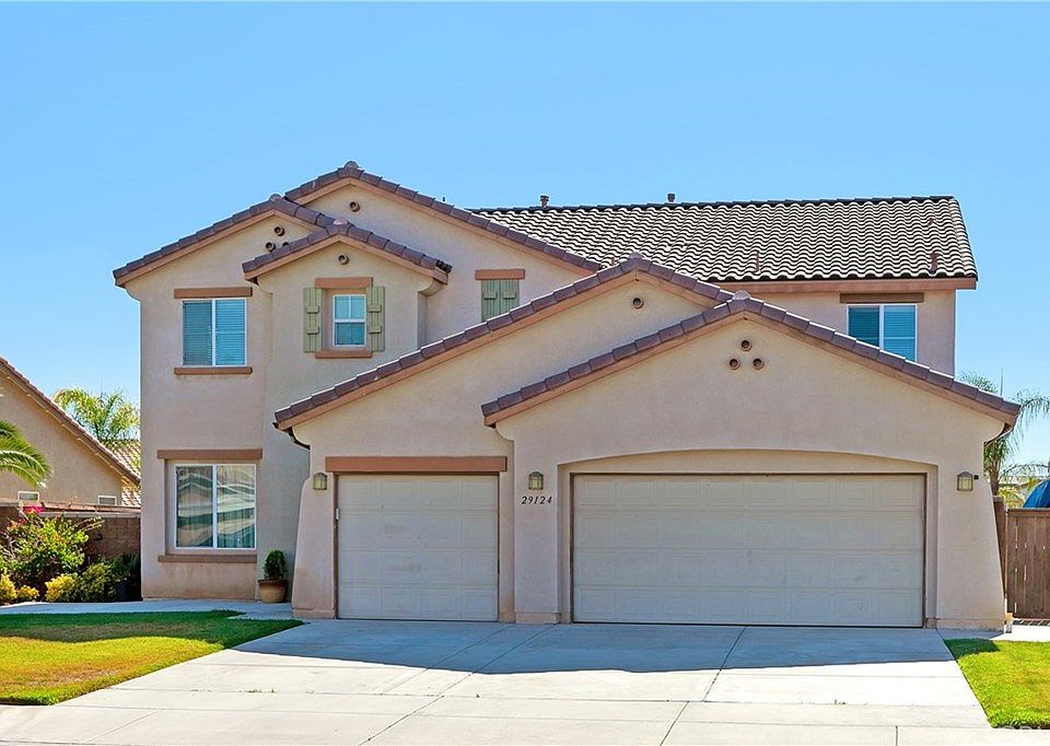 1st image of 29124 Woodbine Ln