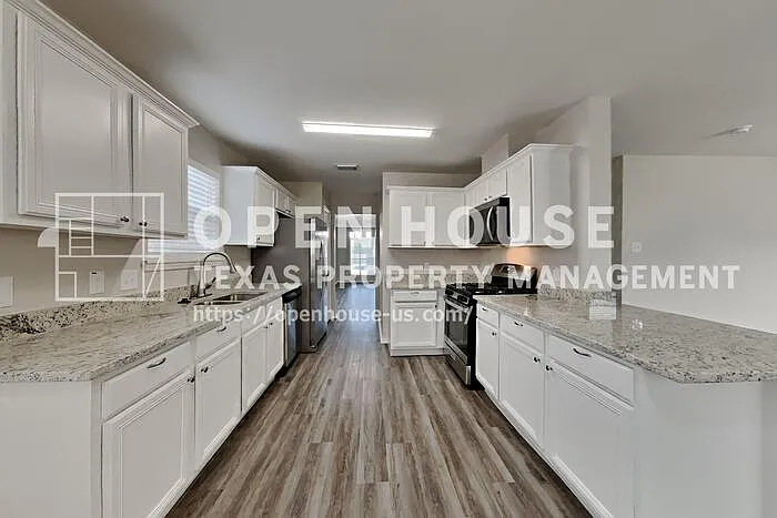 1806 Usher Ct — Photo 7