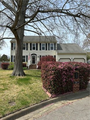 1093 Heatherwood Dr, Virginia Beach, VA 23455