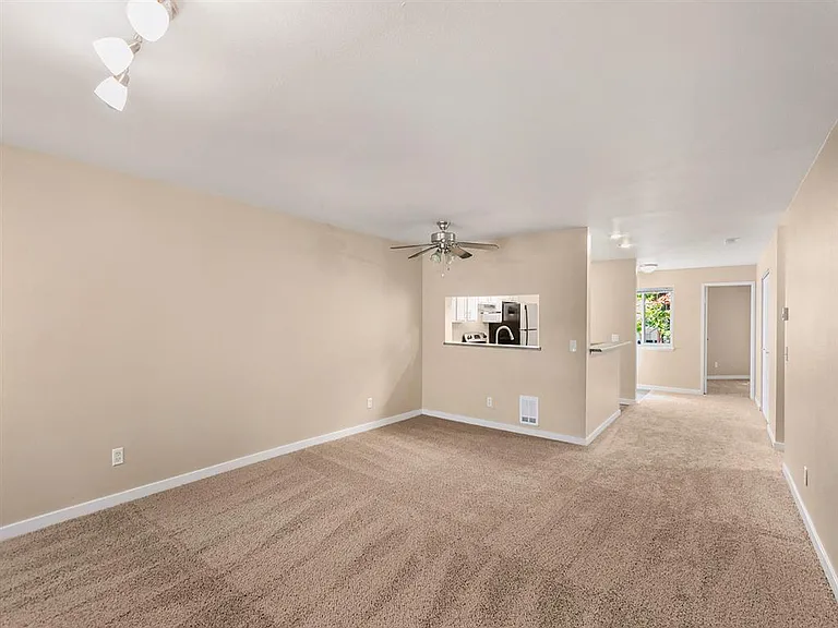 Madison Park Apartments — Photo 8