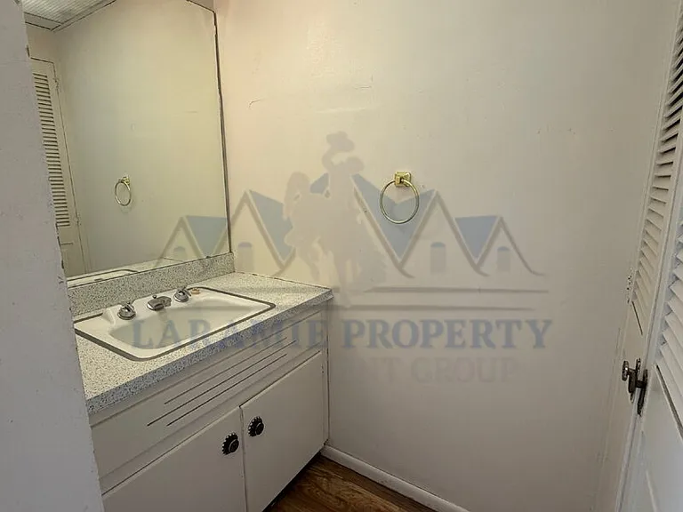1526 Grand Ave #2 — Photo 14