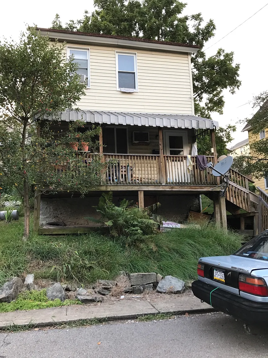 244 Seward St photo 1