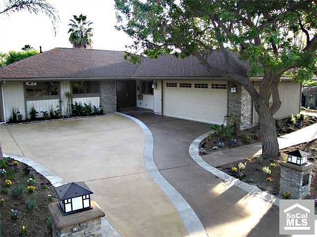 24282 Los Serranos Drive