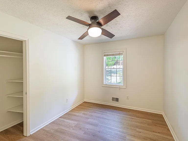 170 N Fayette Ct — Photo 14