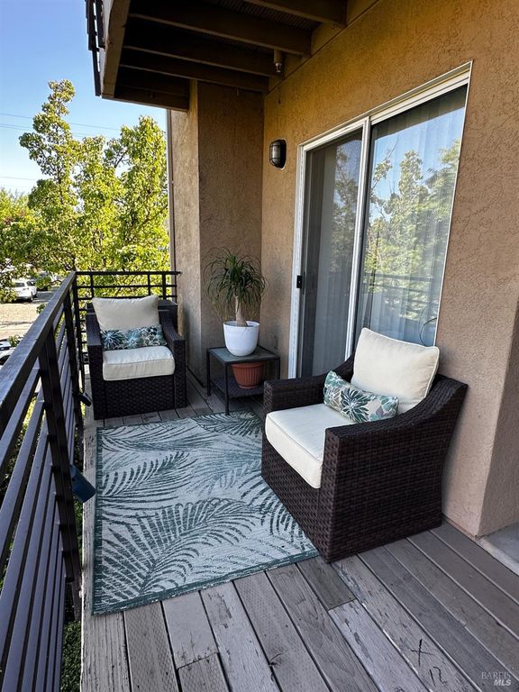 1152 Pear Tree Lane, Napa, CA - View 3