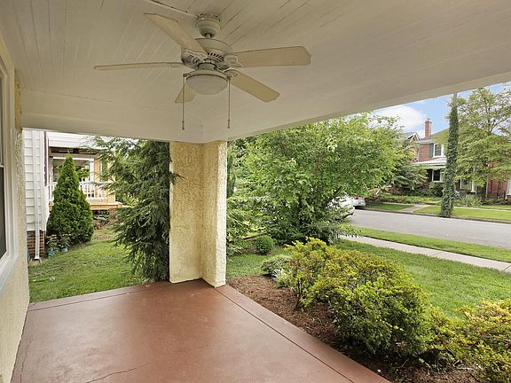 3rd image of 1306 Claremont Ave