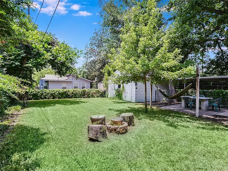 1021 Ellingson — Photo 10