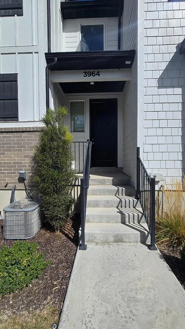 3964 Hardman Way — Photo 2
