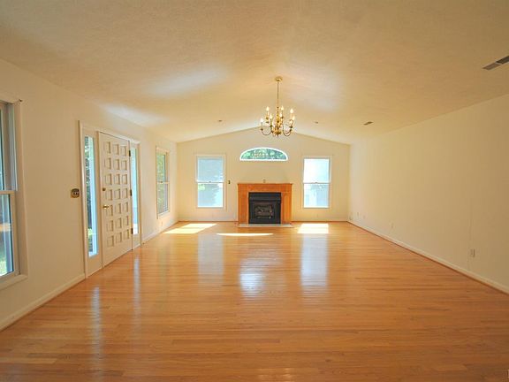 5th image of 206 Overstreet Ln