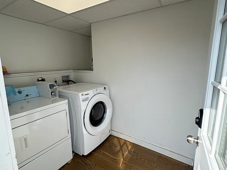 970 S Clinton Ave #1 — Photo 10