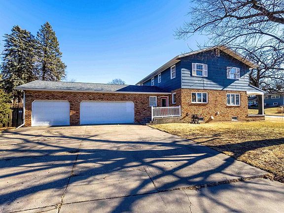 5th image of 1234 Garfield Ct