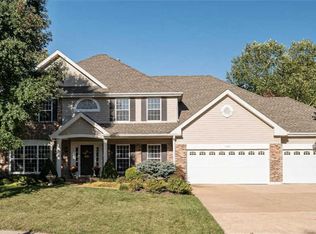1304 Westhampton Woods Ct, Chesterfield, MO 63005