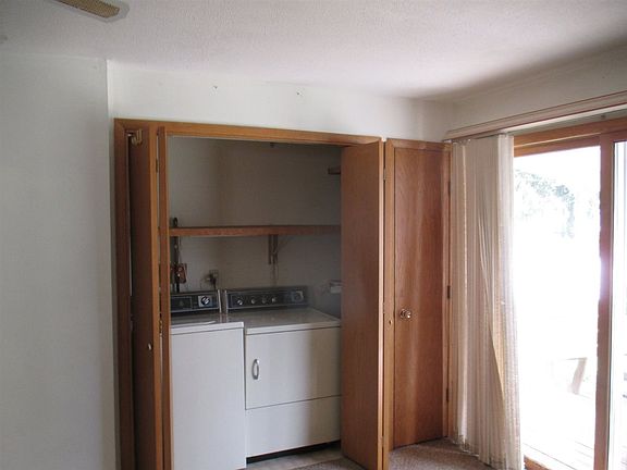 4th image of 709 Ethel St