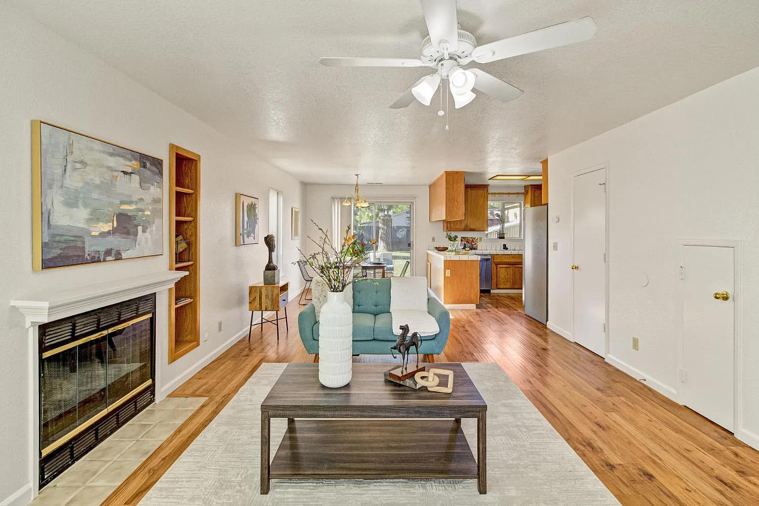 3 bed, 1568 sqft, $2,849 — Photo 2