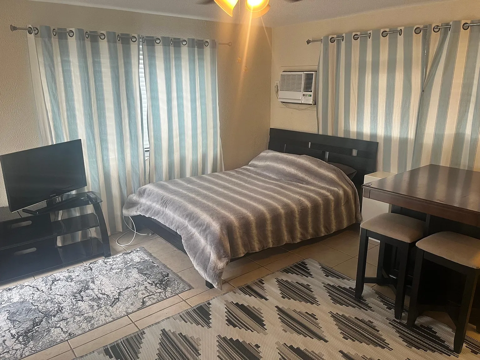 Studio, 500 sqft, $1,450 — Photo 4