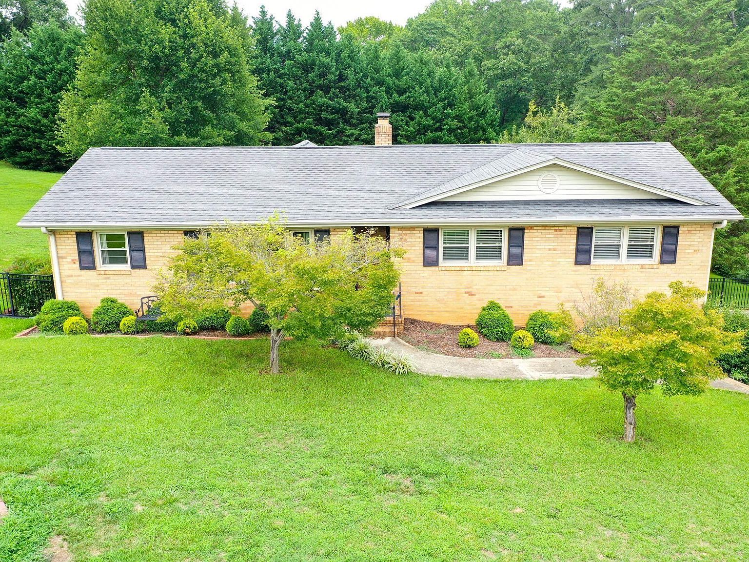 305 Elm St, Mauldin, SC 29662 Zillow