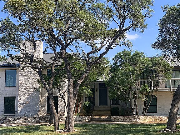2nd image of 8634 Connemara Dr