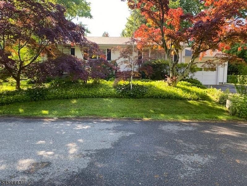 1st image of 26 Birch Ave
