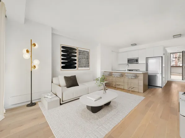 40 Pinehurst Avenue 2 image 3 of 20