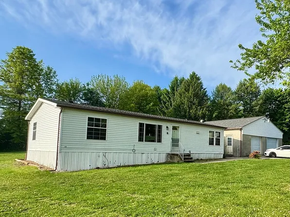 420 Hollywood Dr, Middletown, PA 17057