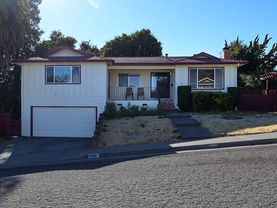 1st image of 909 Samuel Dr