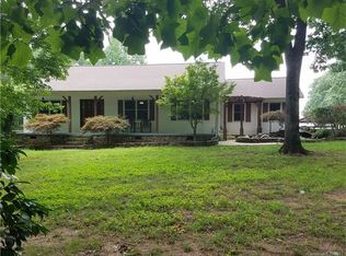 7138 Kidville Rd, Denver, NC 28037