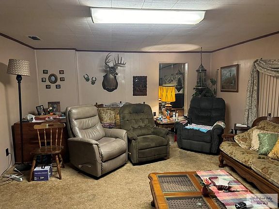 2nd image of 4860 Sol Rd