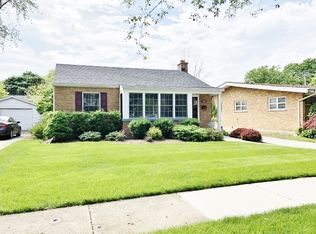 310 S Dunton Ave, Arlington Heights, IL 60005