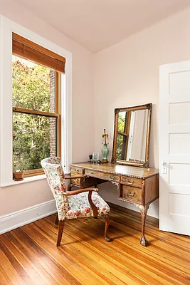 Sold by Corcoran | media 14