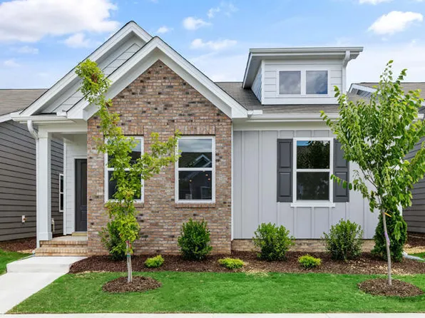 632 Sweet Iris Dr, Knightdale, NC 27545