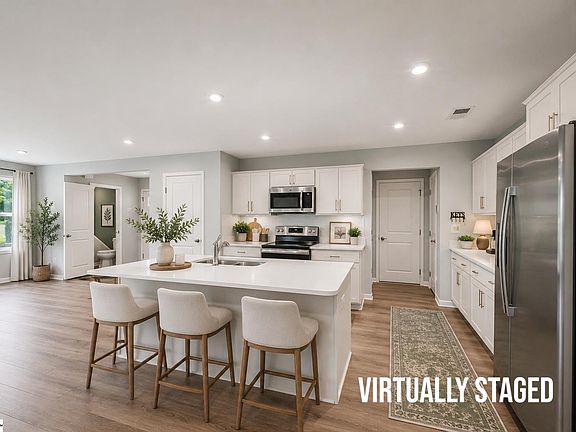 4th image of 2 Havenhill Pl