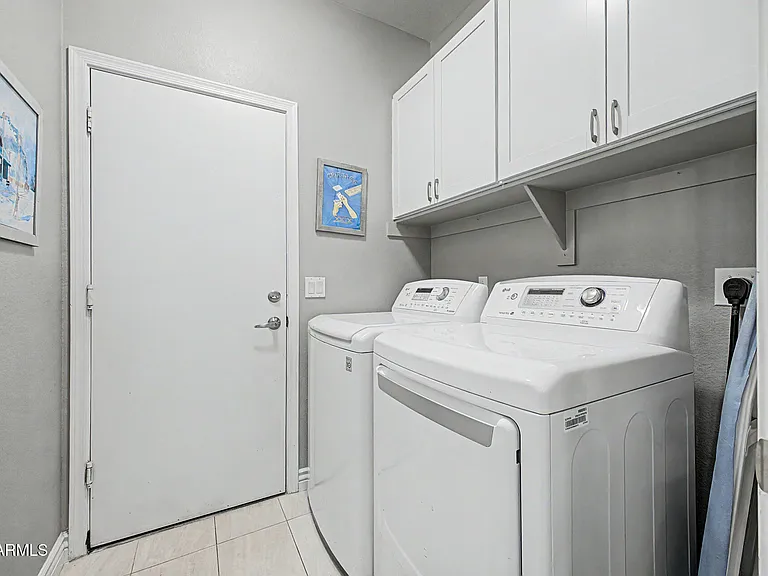 9026 W Escuda Dr — Photo 22